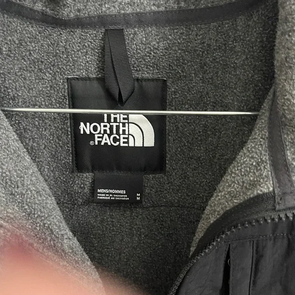 The North Face Men's Two-Tone Denali Jacket - Picture 3 of 4